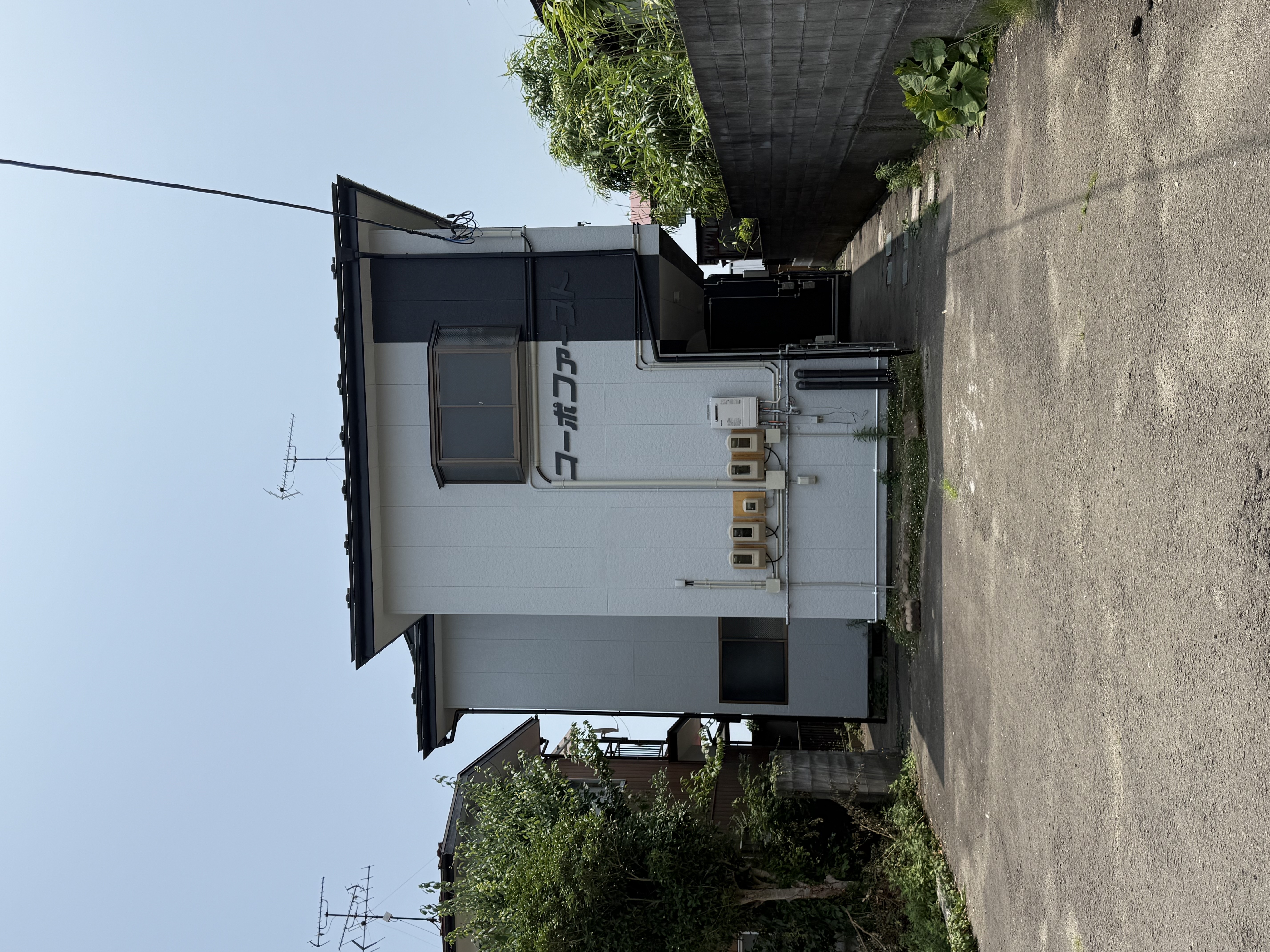 コーポファースト
